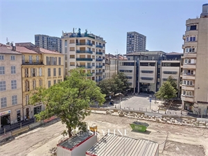 appartement à la vente -   13001  MARSEILLE 1ER ARRONDISSEMENT, surface 71,41 m2 vente appartement - APR723172
